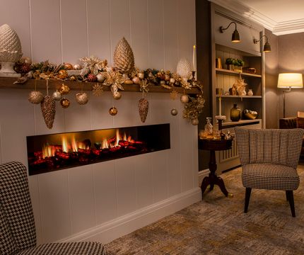xmasfireplace700x520